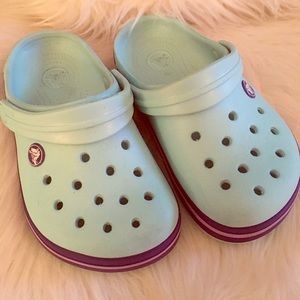 CROCS • girls